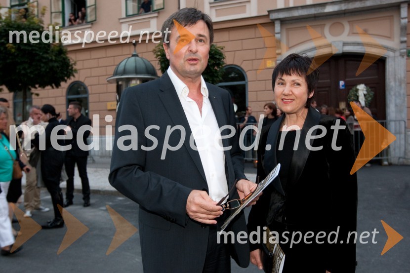 Janoš Kern, direktor Imago Sloveniae in sestra DitkaFestival Ljubljana 2011, otvoritev