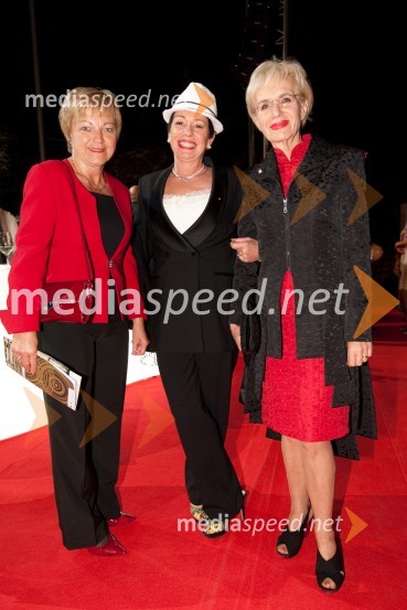 mag. Vojka Ravbar, generalna sekretarka SKB, Milenka Knez, Mial media marketing in Metka Premerl, slavistkaFestival Ljubljana 2011, otvoritev