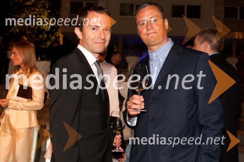 Tomaž Orešič, EFT Group in Marko Jaklič, direktor Lekarna LjubljanaFestival Ljubljana 2011, otvoritev