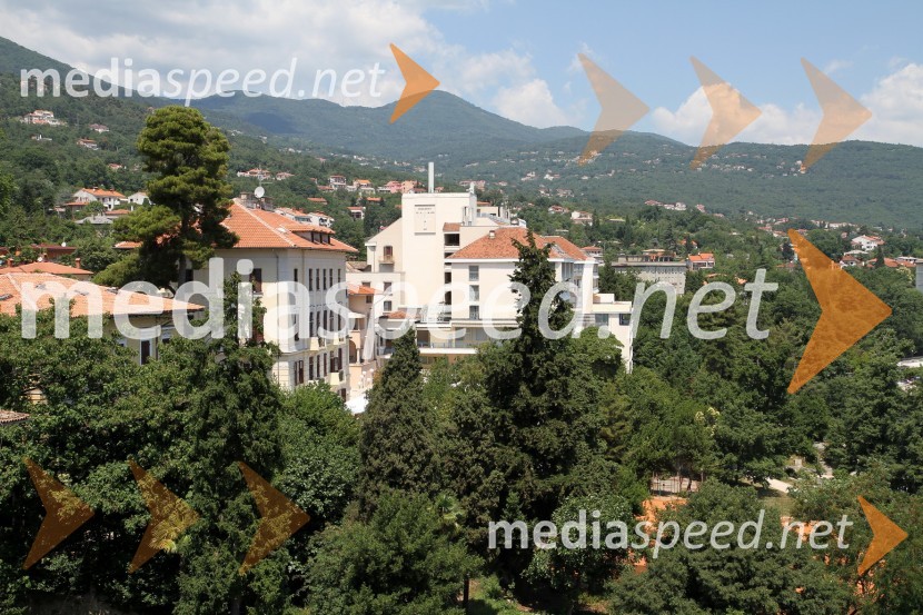 Hotel Ekscelsior v LovranuMednarodna konferenca Družba in tehnologija