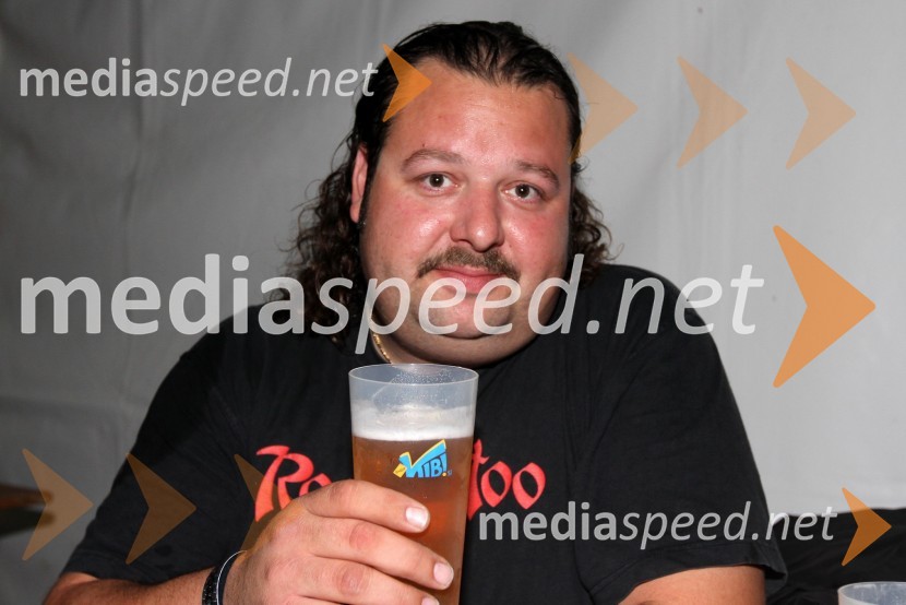 Buco, bobnar skupine The DrinkersRock Otočec 2011