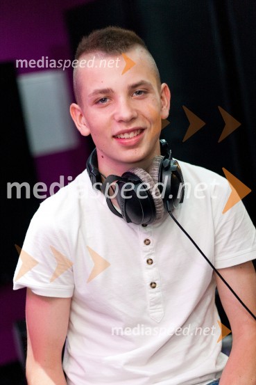 Žan SerčičFinalist oddaje Slovenija ima talent- Žan Serčič, glasbenik