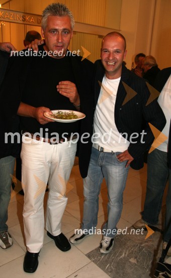 Mitja Kodarin in Marko Vatovec, glasbenika in avtorja skladbe ansambla Ne me jugatFestival narečne popevke