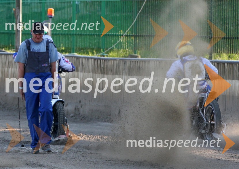 Start 17. vožnjeSpeedway, EP mladincev do 19 let, finale 2011