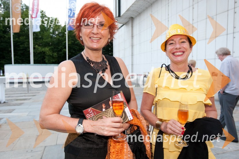 	Darinka Pavlič Kamien, vodja službe za odnose z javnostmi pri Telekomu Slovenija in Milenka Knez, Mial media marketingFestival Ljubljana 2011, Orkester Filharmonica Della Scala