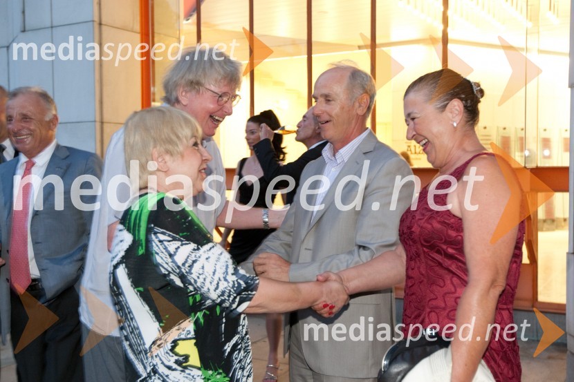 	Lovrenc Blaž Arnič, dirigent,  soproga Zlatomira Nikolova, operna pevka, Jože Mermal, predsednik uprave BTC in soproga IrenaFestival Ljubljana 2011, Orkester Filharmonica Della Scala