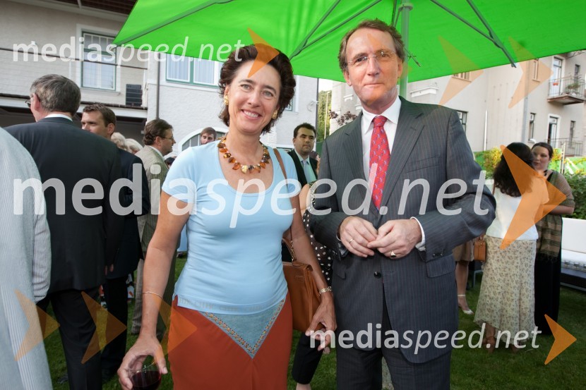 	Nj. eks. Anunciada Fernandez de Cordova, veleposlanica Španije in Jos Douma, veleposlanik Nizozemske v SlovenijiSprejem egiptovskega veleposlanika