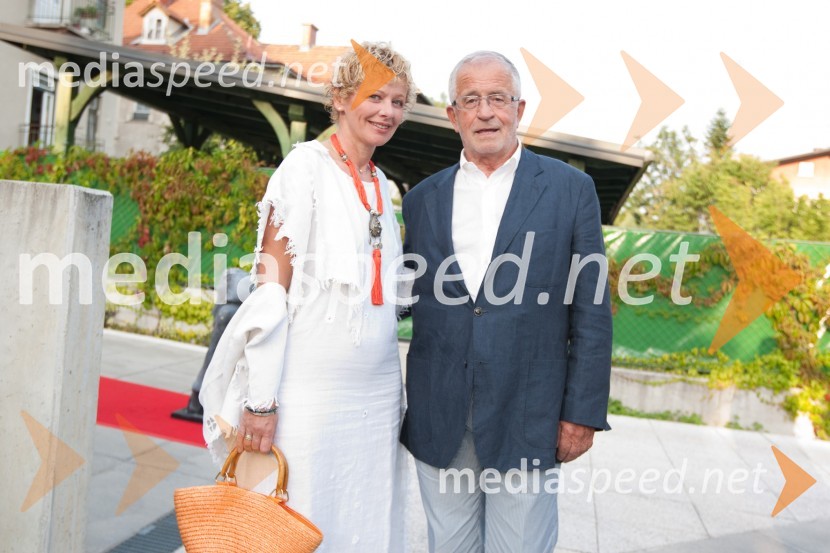 	Peter Čeferin, odvetnik in spremljevalka Rija ČičSprejem egiptovskega veleposlanika