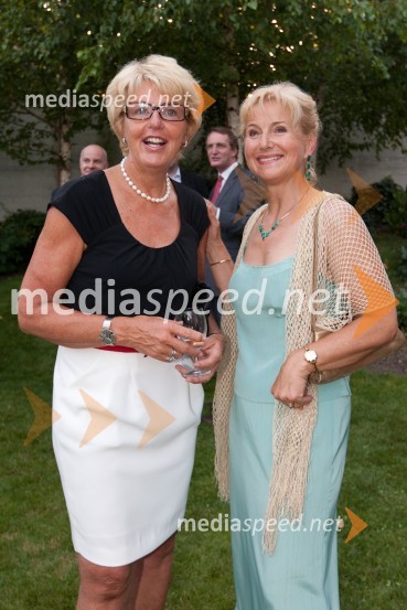 Aleid DOuma, soproga nizozemskegega veleposlanika v Sloveniji in Doroteja Omahen, avtorica knjige SILA okusi svetaSprejem egiptovskega veleposlanika