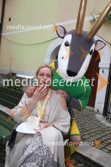 Irena Mraz in Zlatorog, maskotaPivo in cvetje 2011, VIP dogajanje