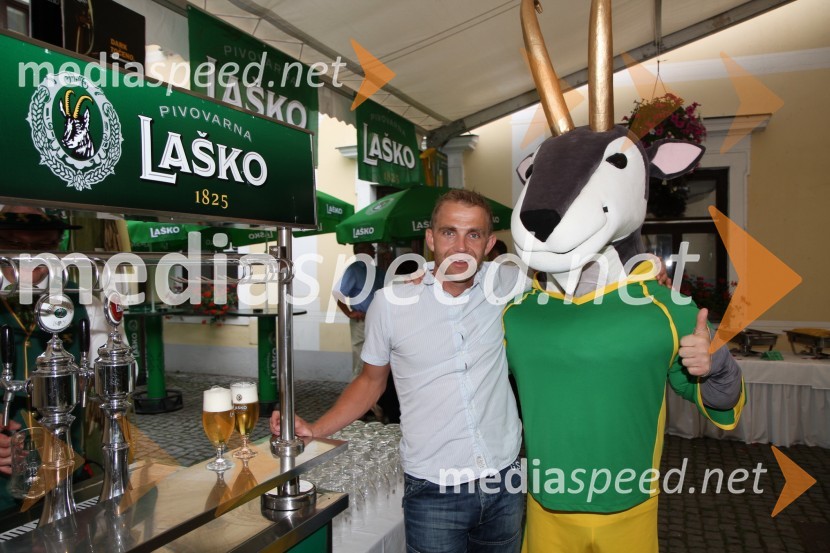 Urban Kramberger, marketing Pivovarna Laško in Zlatorog, maskotaPivo in cvetje 2011, VIP dogajanje