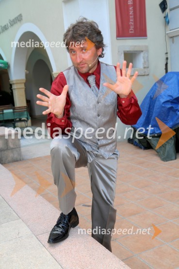 Roman Frelih, čarodej
Pivo in cvetje 2011, VIP dogajanje