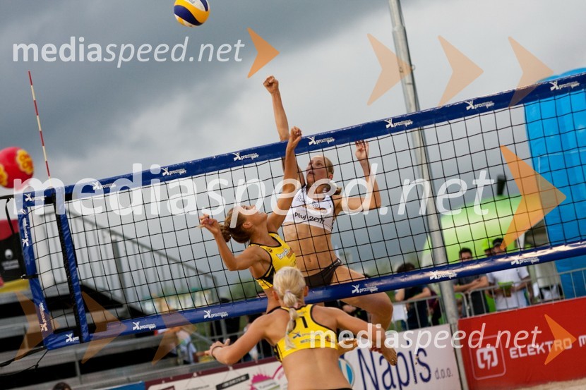 Nina Kontrec, Marina Crnjac in Jelena Strel Kosmač, odbojkarice na mivkiBeachMaster 2011