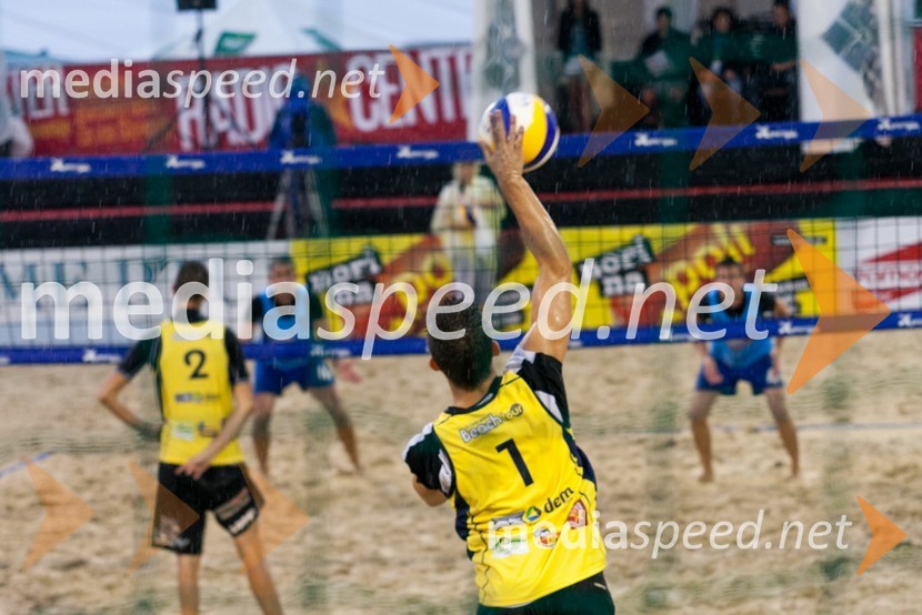 German Lopez in Manuel De Amo, odbojkarja na mivki ŠpanijaBeachMaster 2011