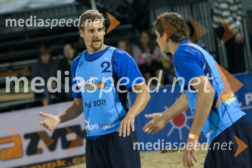 Jernej Potočnik in Danijel Koncilja, odbojkarja na mivkiBeachMaster 2011