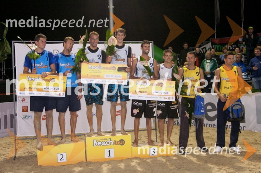 Danijel Koncilja in Jernej Potočnik, Danijel in Jan Pokeršnik, German Lopez in Manuel De Amo, Španija, Krešmir Perič in Darko Nojić, HrvaškaBeachMaster 2011