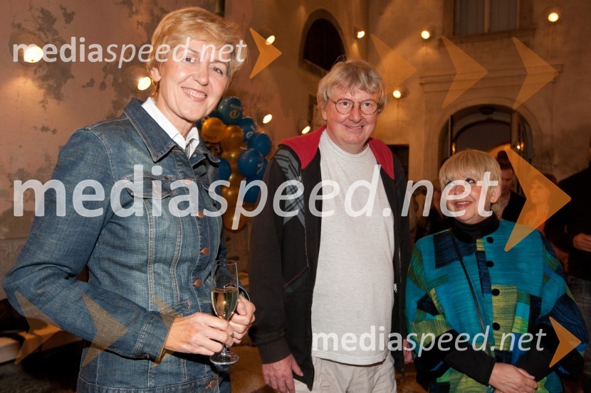 Cvetka Selšek, predsednica upravnega odbora SKB, 	Lovrenc Blaž Arnič, dirigent in soproga Zlatomira Nikolova, operna pevkaFestival Ljubljana 2011: Gilberto Gil, koncert