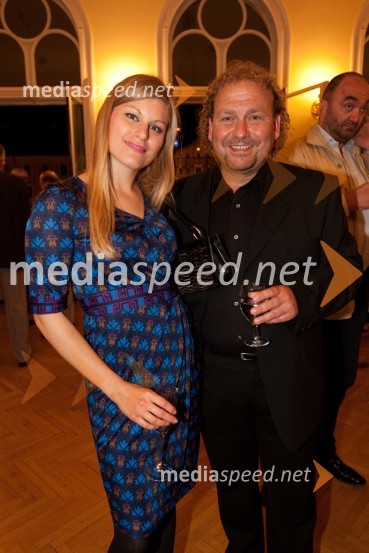 Franja Murn, marketing Slovenskih železnic in Darko Brlek, direktor Festivala LjubljanaFestival Ljubljana 2011: Koncert kitajskega filharmoničnega orkestra Hangdžov