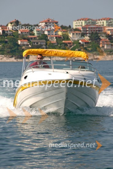 Chaparral SSi 215Chaparral SSi 215, test