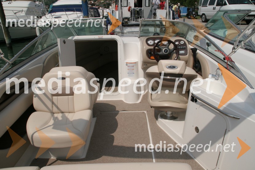 Chaparral SSi 215Chaparral SSi 215, test