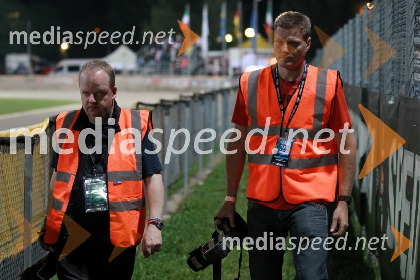 Eddie Slater in Roger Hultgren, fotografaSpeedway Grand Prix 2011, VN Italije - 6. dirka