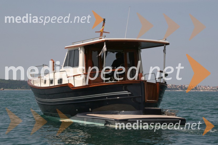 Menorquin Yacht 110Menorquin Yacht 110, test