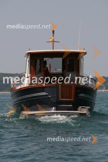 Menorquin Yacht 110Menorquin Yacht 110, test