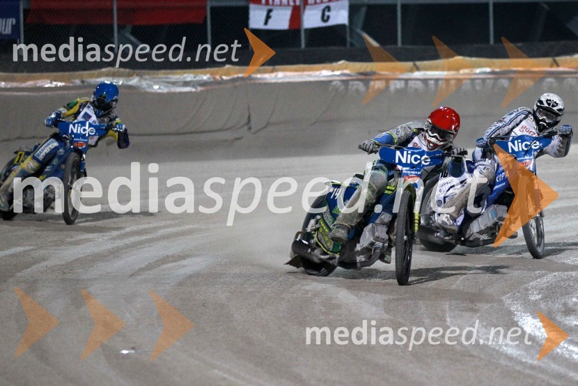 	Tomasz Gollob (Poljska), Antonio Lindback (Švedska) in  Matej Žagar (Slovenija) 
Speedway Grand Prix 2011, VN Italije - 6. dirka