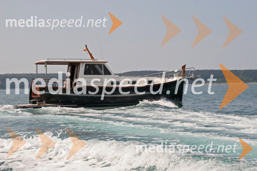 Menorquin Yacht 110Menorquin Yacht 110, test