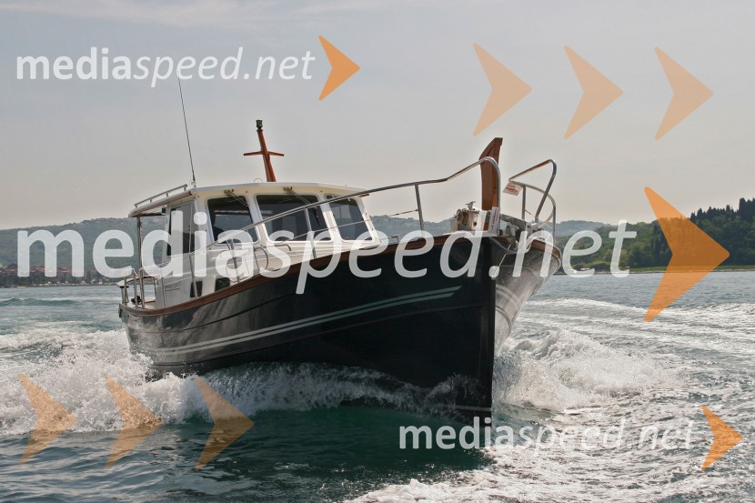 Menorquin Yacht 110Menorquin Yacht 110, test