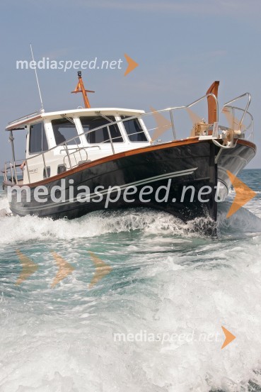 Menorquin Yacht 110Menorquin Yacht 110, test