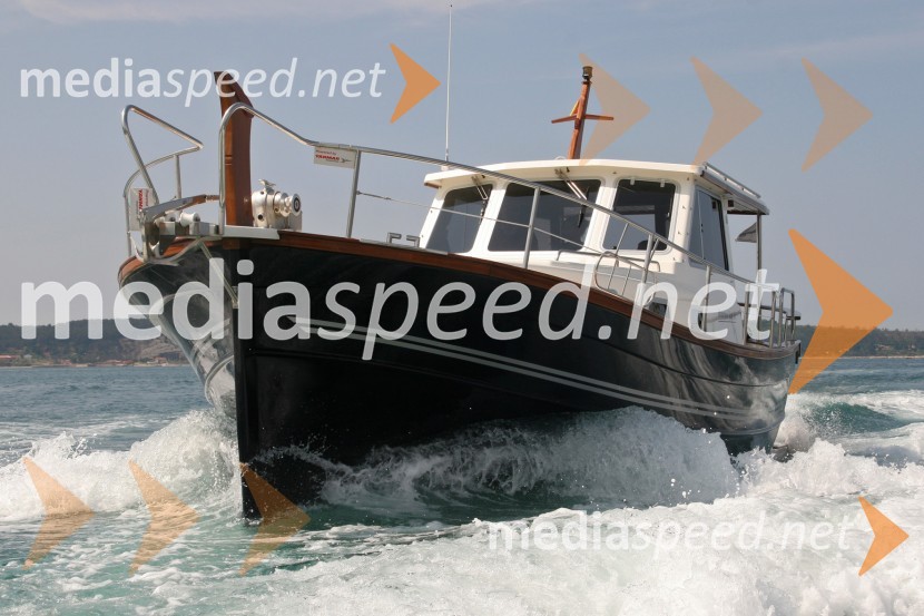 Menorquin Yacht 110Menorquin Yacht 110, test