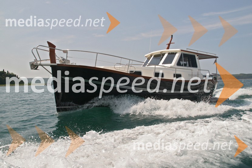 Menorquin Yacht 110Menorquin Yacht 110, test