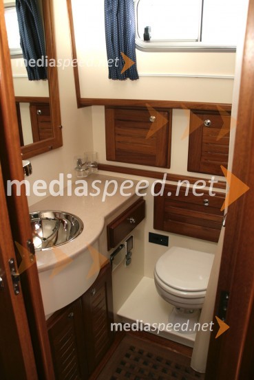 Menorquin Yacht 110Menorquin Yacht 110, test