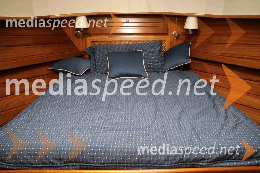 Menorquin Yacht 110Menorquin Yacht 110, test