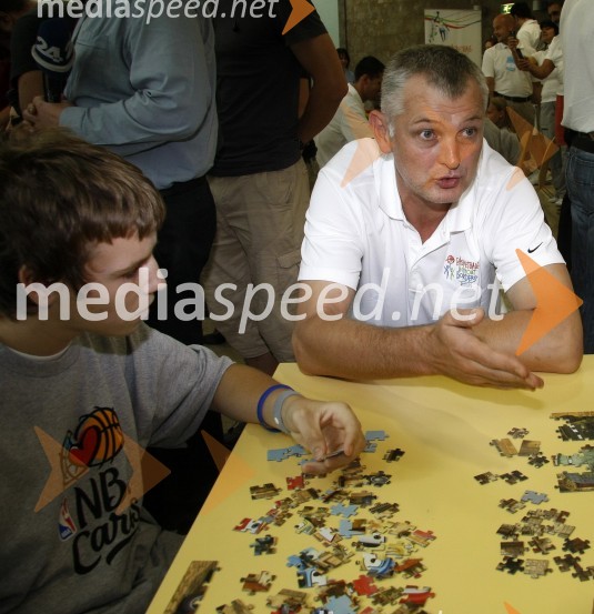 Žarko Paspalj, košarkarObisk predstavnikov NBA lige v Pediatrični kliniki UKC Ljubljana