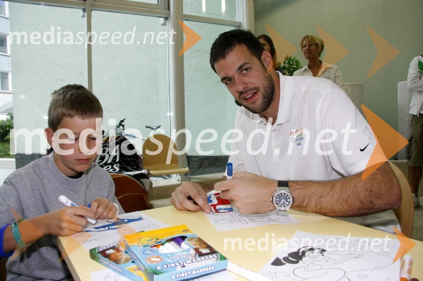 Žarko Čabarkapa, košarkarObisk predstavnikov NBA lige v Pediatrični kliniki UKC Ljubljana