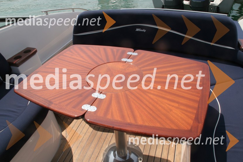 Windy 28 GhibliWindy 28 Ghibli, test