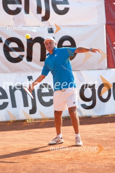 	Primož Ulaga, direktor marketinga Smučarske zveze Slovenije in nekdanji smučarski skakalecVIP CUP 2011, 24. teniški turnir dvojic