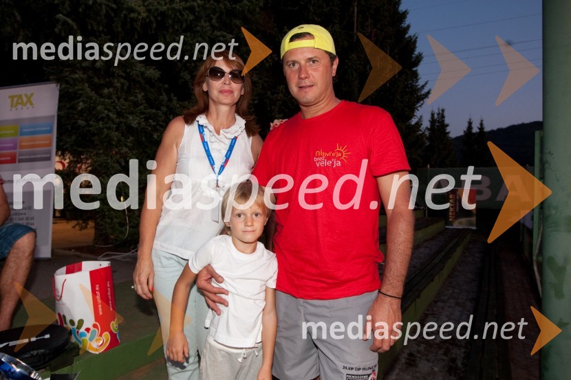 Eduard Subotch z družinoVIP CUP 2011, 24. teniški turnir dvojic