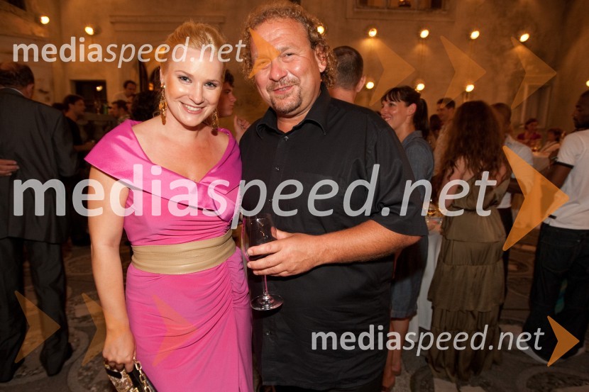 Danica Lovenjak, tv voditeljica in Darko Brlek, direktor Festivalja LjubljanaFestival Ljubljana 2011: Hair, muzikal