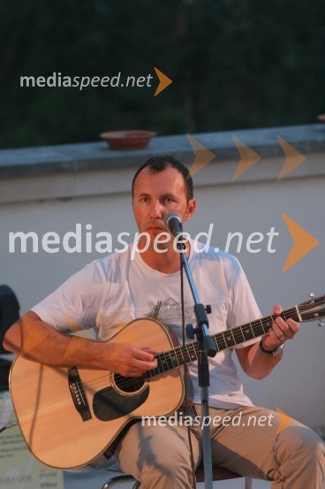 Jernej Dirnbek, član skupine Mi2Salon Traminec 2011