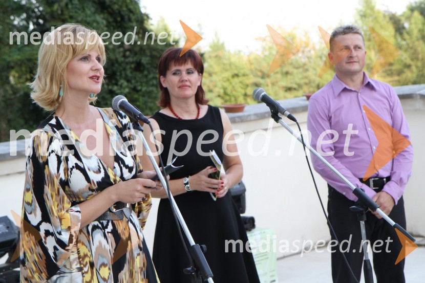 Norma Bale, direktorica Kultprotur, Magda Steyer in Danilo Steyer, vinogradništvo Steyer vinaSalon Traminec 2011