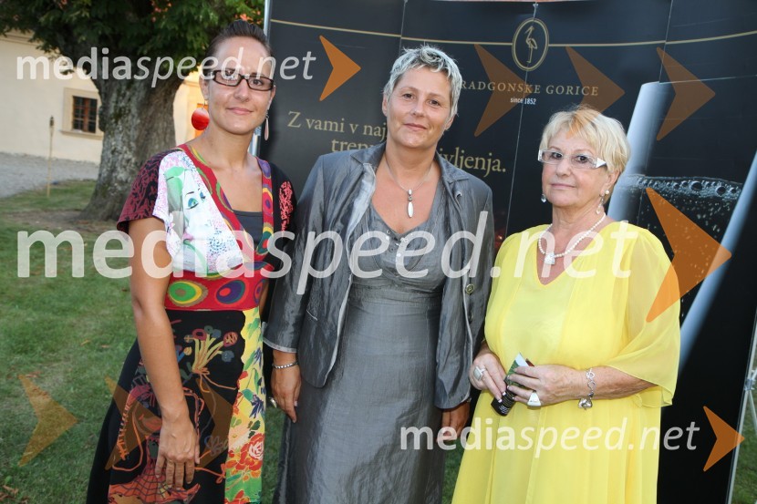 Barbara Stopinšek, vodja službe za odnose z javnostmi, Terme 3000, Ivanka Ajlec, direktorica Terme 3000 in Majda Šmid, gostinka iz Gornje RadgoneSalon Traminec 2011