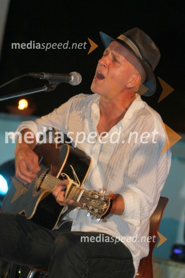 Vlado Kreslin, glasbenikSalon Traminec 2011