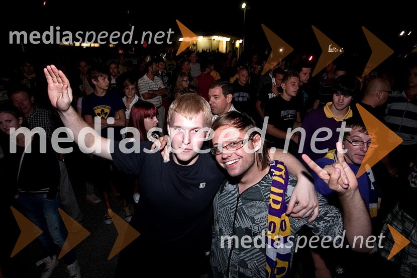 Vrnitev nogometašev NK Maribor po zmagi za Evropo nad Glasgow Rangers