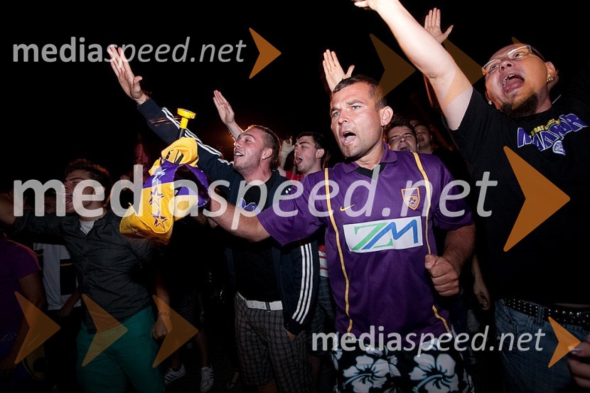 Vrnitev nogometašev NK Maribor po zmagi za Evropo nad Glasgow Rangers