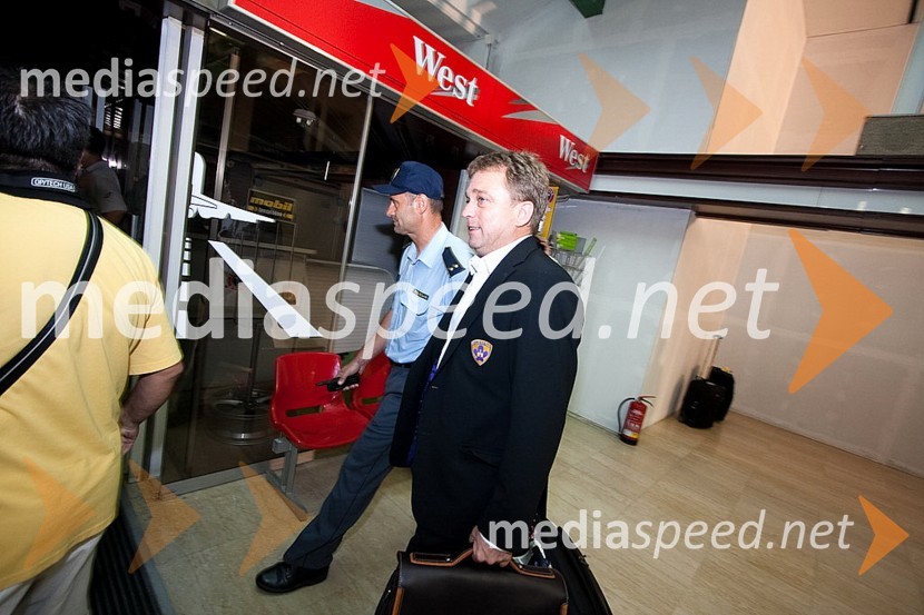 Bojan Ban, direktor NK MariborVrnitev nogometašev NK Maribor po zmagi za Evropo nad Glasgow Rangers