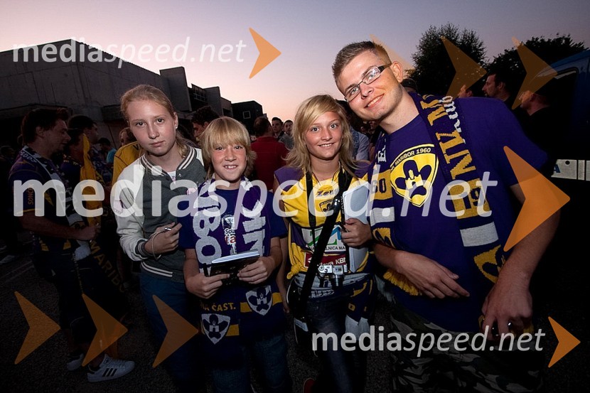 Vrnitev nogometašev NK Maribor po zmagi za Evropo nad Glasgow Rangers