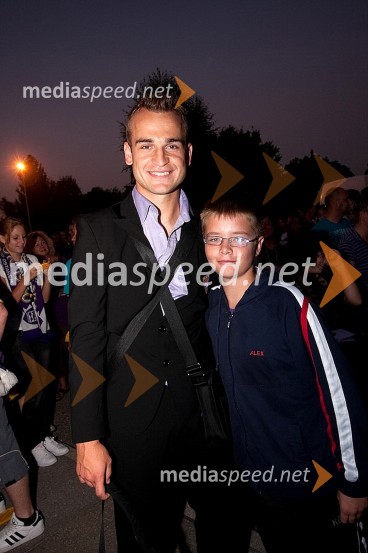 Dalibor Volaš, nogometaš NK Maribor in ...Vrnitev nogometašev NK Maribor po zmagi za Evropo nad Glasgow Rangers